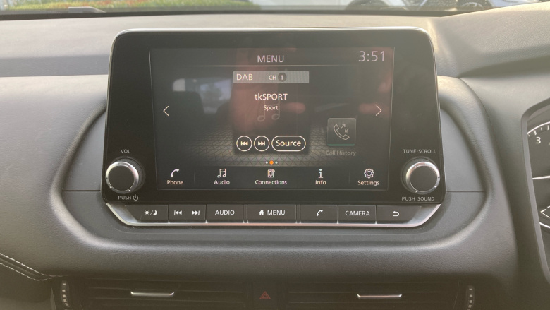 Nissan Qashqai 1.3 DiG-T MH 158 Acenta Premium 5dr Xtronic Petrol Hatchback